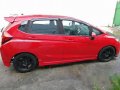 Red Honda Jazz 2016 at 31000 km for sale-4