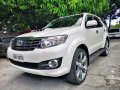 Pearlwhite 2015 Toyota Fortuner Automatic Diesel for sale in Quezon City -0