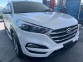 Selling 2nd Hand Hyundai Tucson 2017 in Makati-4