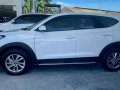 Selling 2nd Hand Hyundai Tucson 2017 in Makati-1