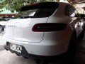 Selling Porsche Macan 2017 Automatic Gasoline in Quezon City-1