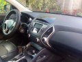 2nd Hand Hyundai Tucson 2011 for sale in Quezon City-3