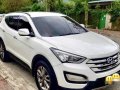 White Hyundai Santa Fe 2013 Automatic for sale -8