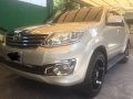 Selling Toyota Fortuner 2012 Automatic Diesel in Quezon City-9