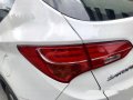 White Hyundai Santa Fe 2013 Automatic for sale -1