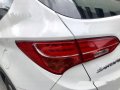 White Hyundai Santa Fe 2013 Automatic for sale -7