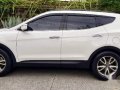 White Hyundai Santa Fe 2013 Automatic for sale -4