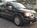 Selling Chrysler Town And Country 2009 Automatic Gasoline in Marikina-3