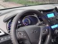 White Hyundai Santa Fe 2013 Automatic for sale -8