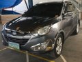 2nd Hand Hyundai Tucson 2012 Automatic Diesel for sale in Calamba-4