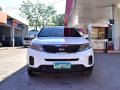 Selling 2nd Hand Kia Sorento 2013 in Lemery-1