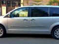 2nd Hand Chrysler Town And Country 2012 at 42000 km for sale-4