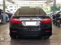 Selling Toyota Camry 2014 Automatic Gasoline in Makati-7