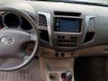 Selling Silver Toyota Fortuner 2006 Automatic Gasoline at 109896 km in Cainta-10