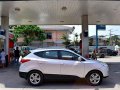 Selling 2nd Hand Hyundai Tucson 2012 Automatic Diesel at 90000 km in Lemery-5