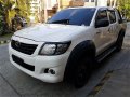 2nd Hand Toyota Hilux 2012 for sale in Quezon City-9