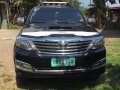 Sell 2nd Hand 2014 Toyota Fortuner Manual Diesel at 70000 km in Tanauan-1