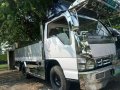 Selling 2nd Hand Isuzu Elf 2013 in Meycauayan-2