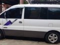 Selling 2nd Hand Hyundai Starex 2006 in Caloocan-1