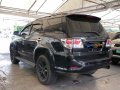 Selling 2nd Hand Toyota Fortuner 2014 in Makati-3