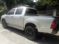 2nd Hand Toyota Hilux 2014 Manual Diesel for sale in Muntinlupa-4