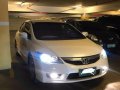 Selling Pearl White Honda Civic 2009 in Pasig-4