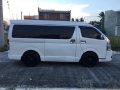 2nd Hand Toyota Hiace 2015 at 48000 km for sale-6