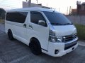 2nd Hand Toyota Hiace 2015 at 48000 km for sale-1
