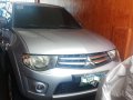 Selling 2nd Hand Mitsubishi Strada 2012 in Mandaluyong-4