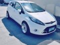 2nd Hand Ford Fiesta 2011 at 60000 km for sale-3