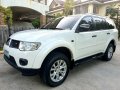 Sell 2nd Hand 2012 Mitsubishi Montero Automatic Diesel at 65000 km in Bacoor-4