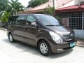 2nd Hand Hyundai Grand Starex 2014 at 47800 km for sale-0