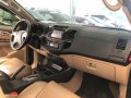 2nd Hand Toyota Fortuner 2014 at 60000 km for sale-5