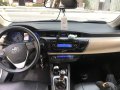 Selling 2nd Hand Toyota Corolla Altis 2013 in Makati -4