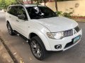 2nd Hand Mitsubishi Montero 2012 Automatic Diesel for sale in Manila-5