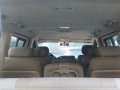 Selling Hyundai Grand Starex 2011 in Las Piñas-5