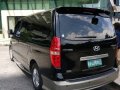 Selling Hyundai Grand Starex 2012 Automatic Diesel in Makati-4