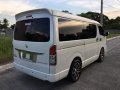 Selling 2nd Hand Toyota Hiace 2015 Automatic Diesel at 50000 km in Imus-5