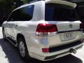 2nd Hand Toyota Land Cruiser 2017 Automatic Diesel for sale in Quezon City-6