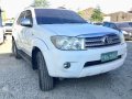 Selling Toyota Fortuner 2009 at 70000 km in Cainta-7