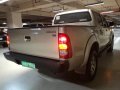 2nd Hand Toyota Hilux 2010 at 80000 km for sale in Taguig-4