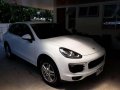 Selling Porsche Cayenne 2018 Automatic Gasoline in Makati-6