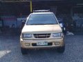 Sell 2nd Hand 2003 Isuzu Crosswind at 100000 km in Malabon-9