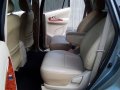 Toyota Innova 2007 Automatic at 111000 km for sale-2