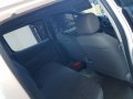 2nd Hand Toyota Hilux 2009 Manual Diesel for sale in Parañaque-3