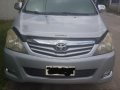 Selling 2nd Hand Toyota Innova 2010 in Cabuyao-6