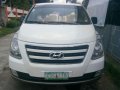 2nd Hand Hyundai Grand Starex 2008 Manual Diesel for sale in Pulilan-9