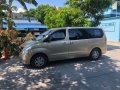 Selling 2nd Hand Hyundai Grand Starex 2009 in Taguig-7