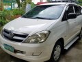 Selling 2nd Hand Toyota Innova 2005 Manual Diesel at 120000 km in Cainta-7