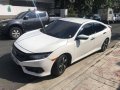 Sell 2nd Hand 2016 Honda Civic Automatic Gasoline at 11000 km in Quezon City-5
